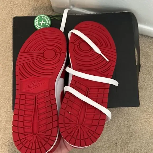 Nike Dunk 5.5Y women’s 7. Red and white